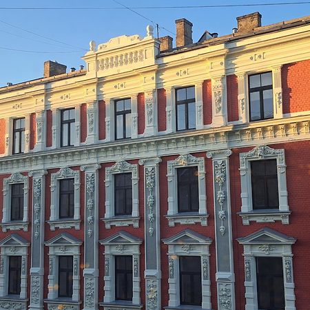 Golden Palms Apartment In The City Centre Riga Dış mekan fotoğraf