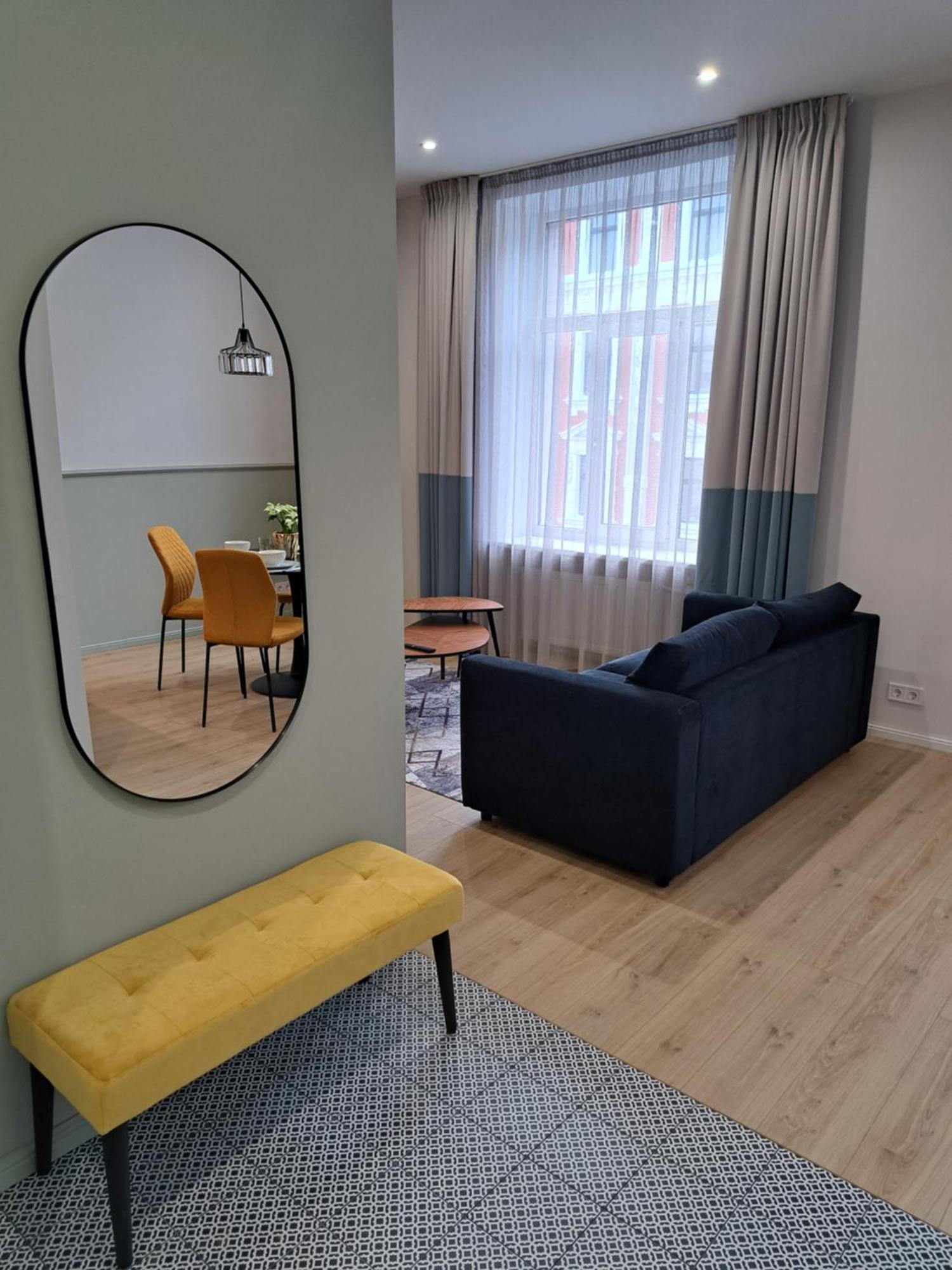 Golden Palms Apartment In The City Centre Riga Dış mekan fotoğraf