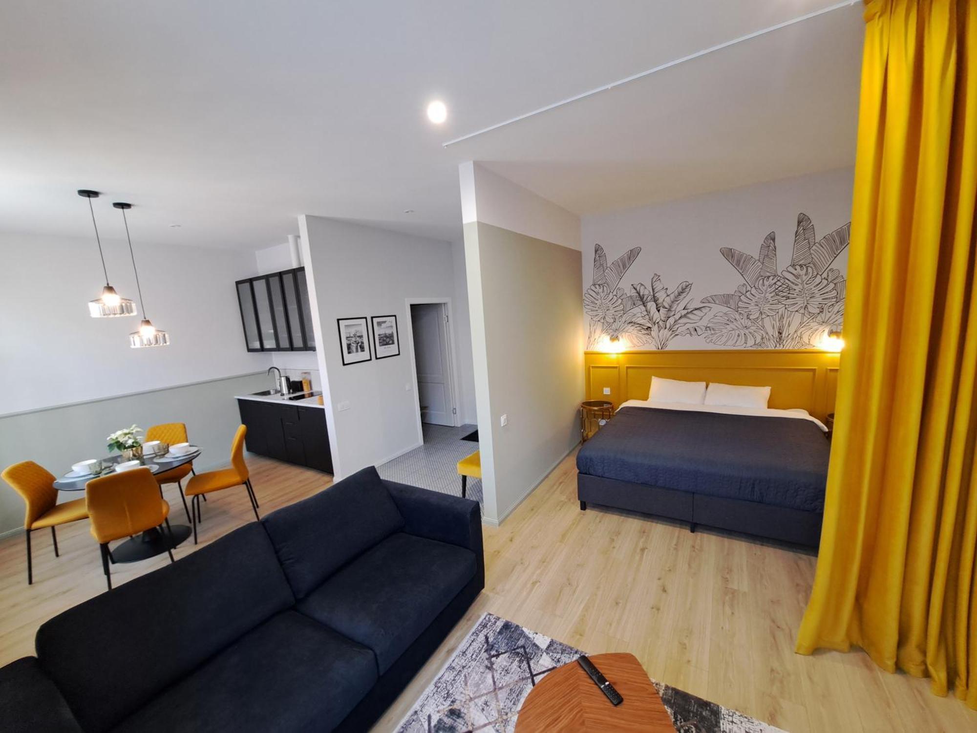 Golden Palms Apartment In The City Centre Riga Dış mekan fotoğraf