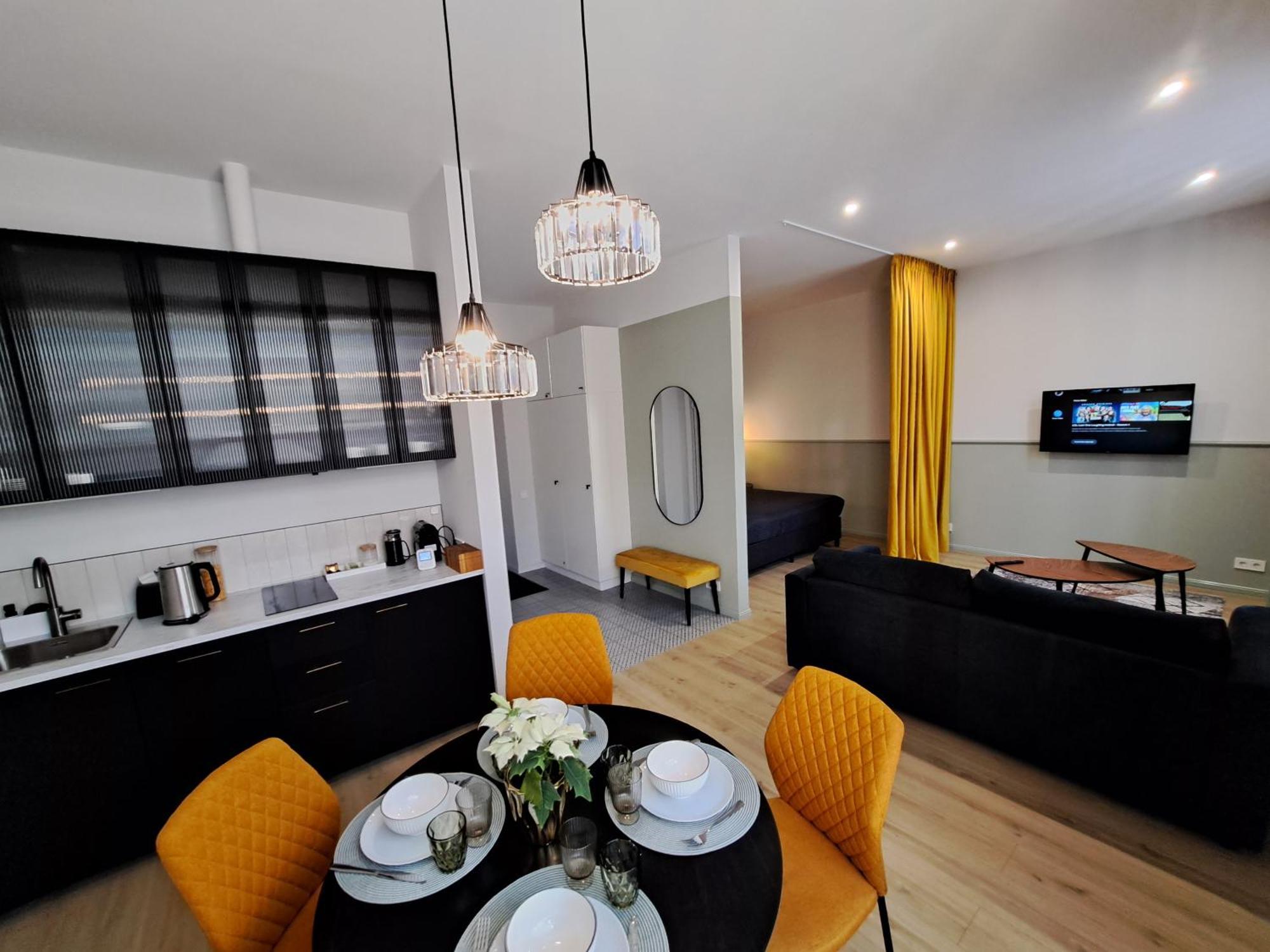 Golden Palms Apartment In The City Centre Riga Dış mekan fotoğraf