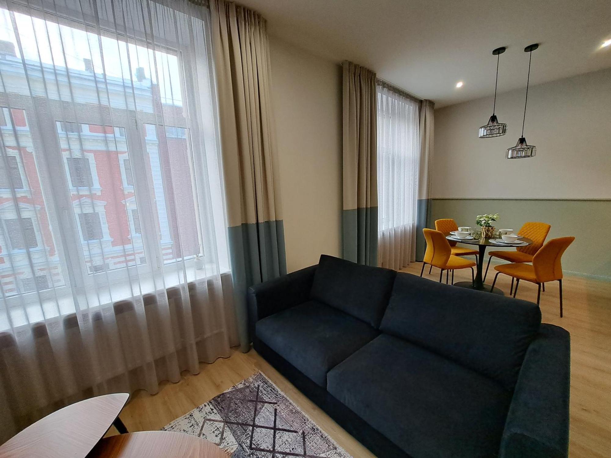 Golden Palms Apartment In The City Centre Riga Dış mekan fotoğraf