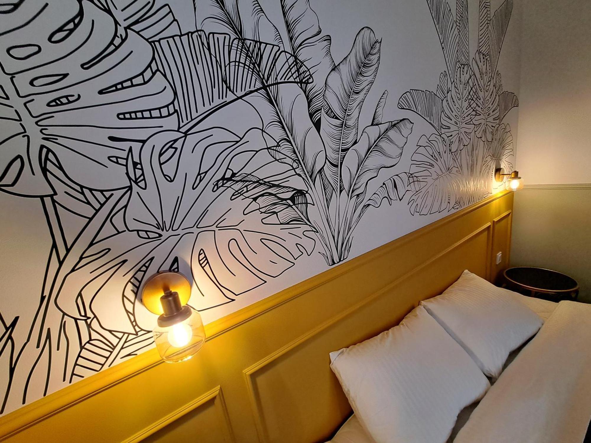 Golden Palms Apartment In The City Centre Riga Dış mekan fotoğraf